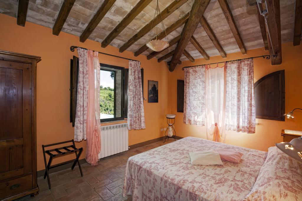 Fattoria Armena Villa Buonconvento Bilik gambar